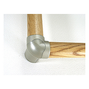 室内手すり用の受け金具。手すり丸棒を壁に固定して、バリアフリー住宅に。